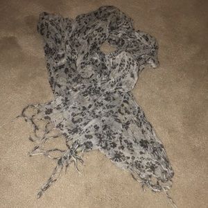 Floral fringed scarf